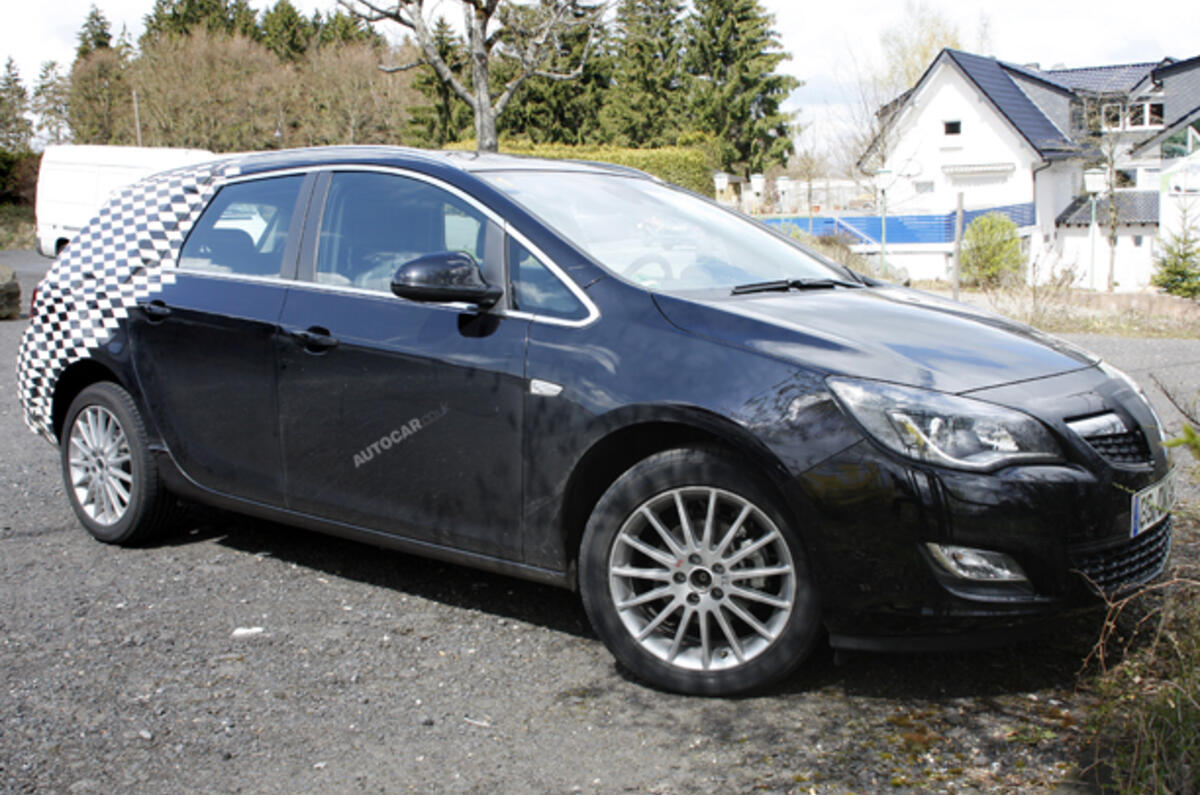 no title Vauxhall Astra estate spied