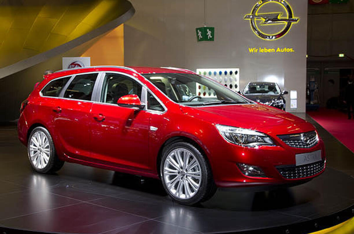 Paris motor show: Vauxhall Astra ST