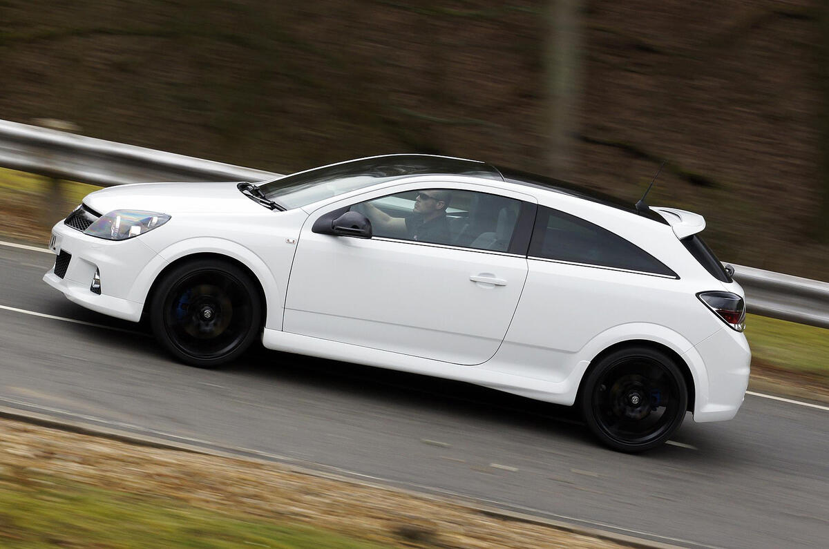 The Best Vauxhall Astra Upgrades To Transform Your Car - 59ptvvu