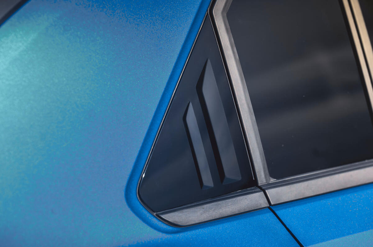 vauxhall astra electric review 2023 10 detail vauxhall astra electric review 2023 10 detail