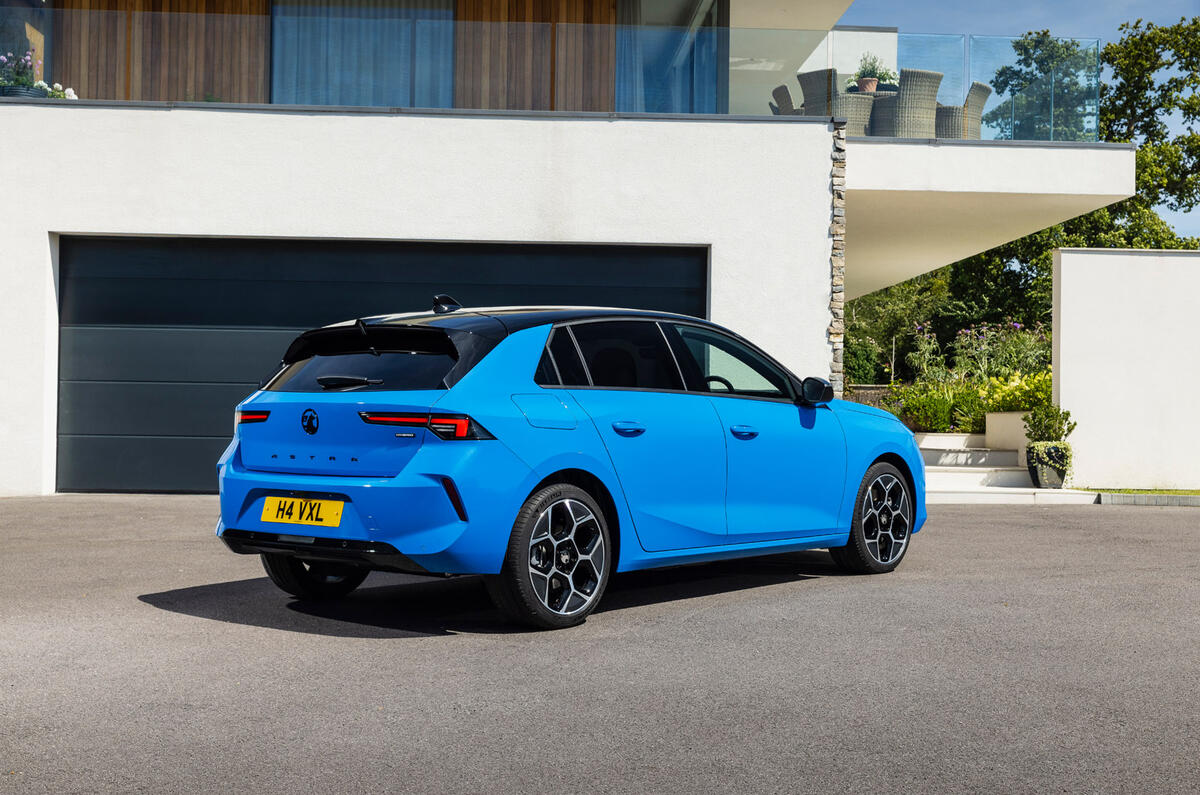 Vauxhall Astra review 2026 021