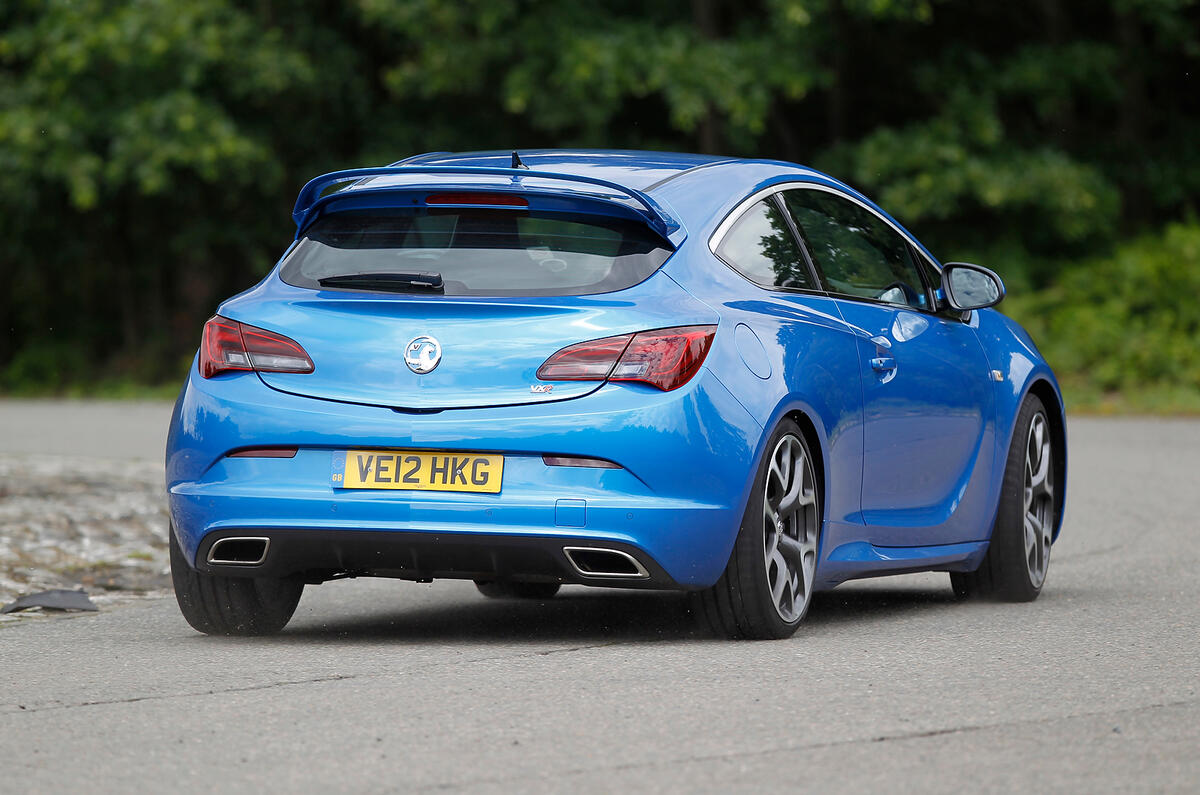 Vauxhall GTC VXR rear cornering