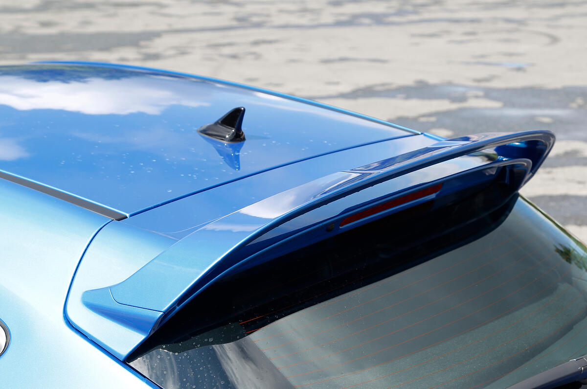 Vauxhall GTC VXR roof spoiler