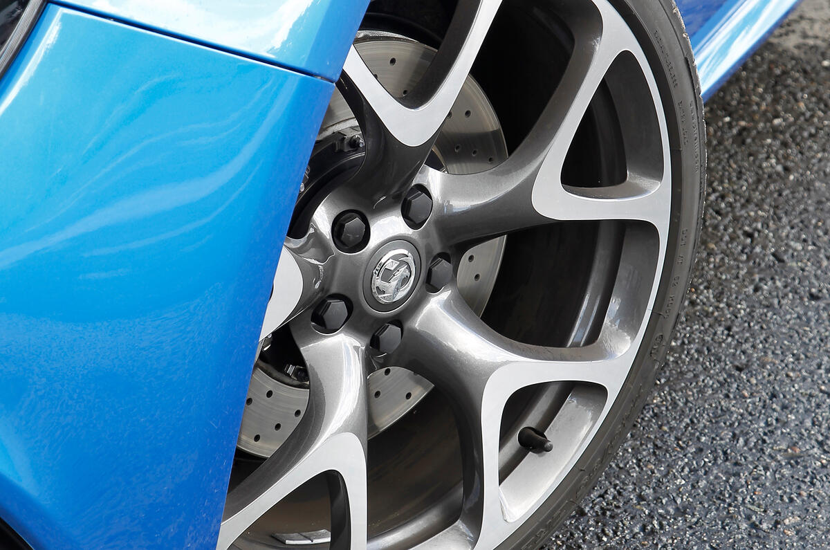 19in Vauxhall GTC VXR alloys