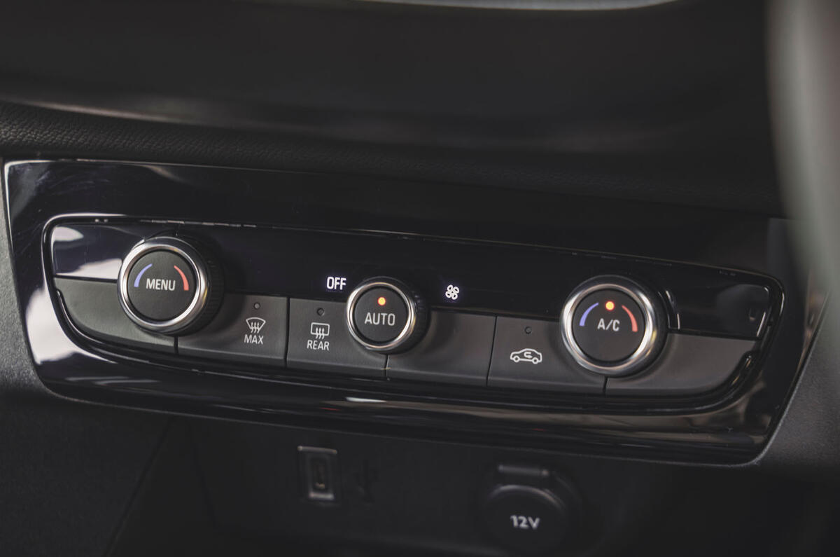 vauxhall corsa review 2023 09 heating controls