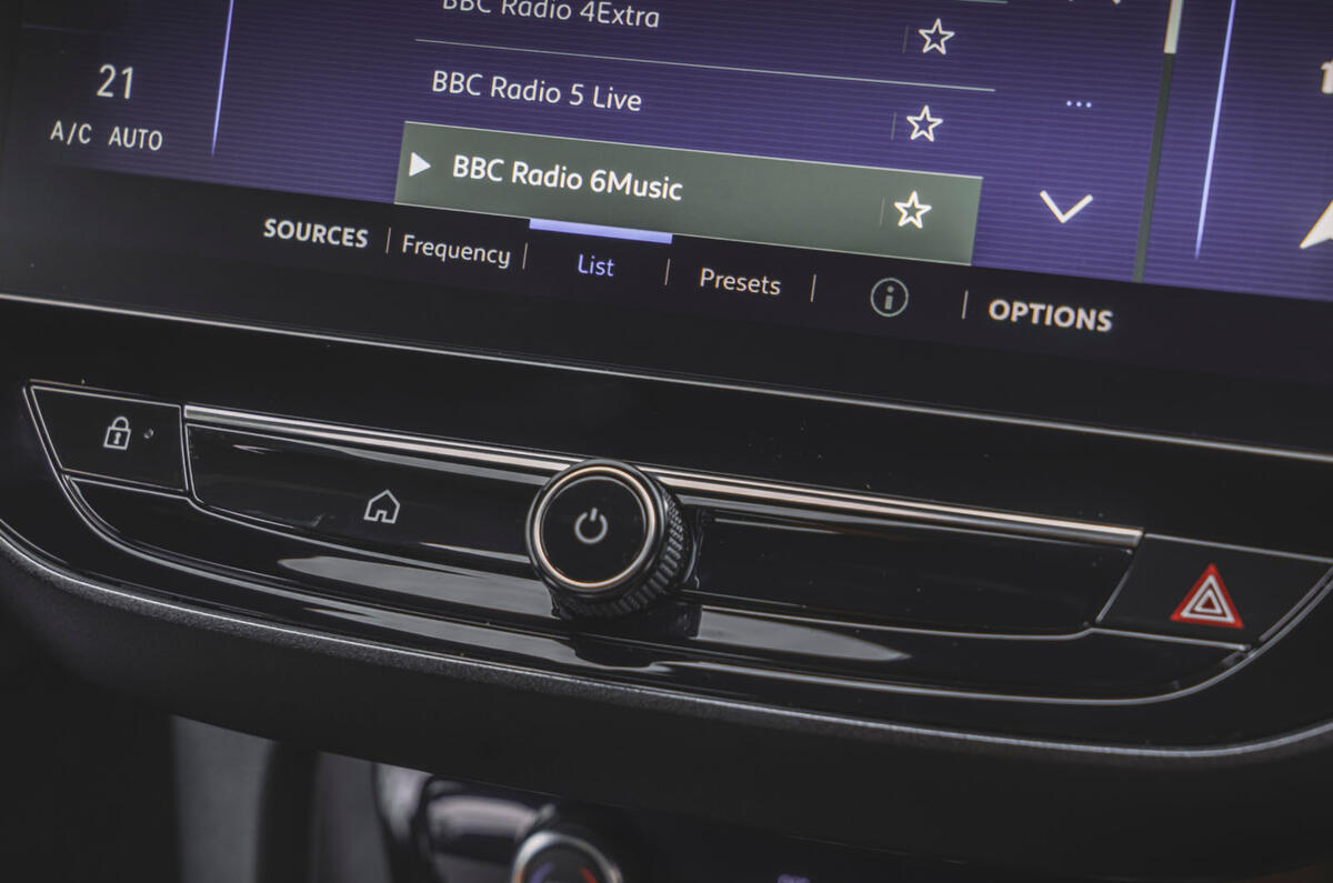 vauxhall corsa review 2023 13 volume