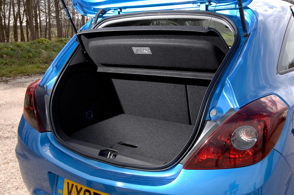 Vauxhall Corsa VXR boot space
