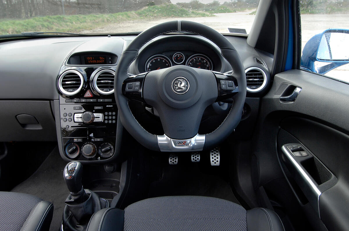 Golf R Specs >> Vauxhall Corsa VXR 2007-2014 interior | Autocar Golf R Specs >> Vauxhall Corsa VXR 2007-2014 interior | Autocar