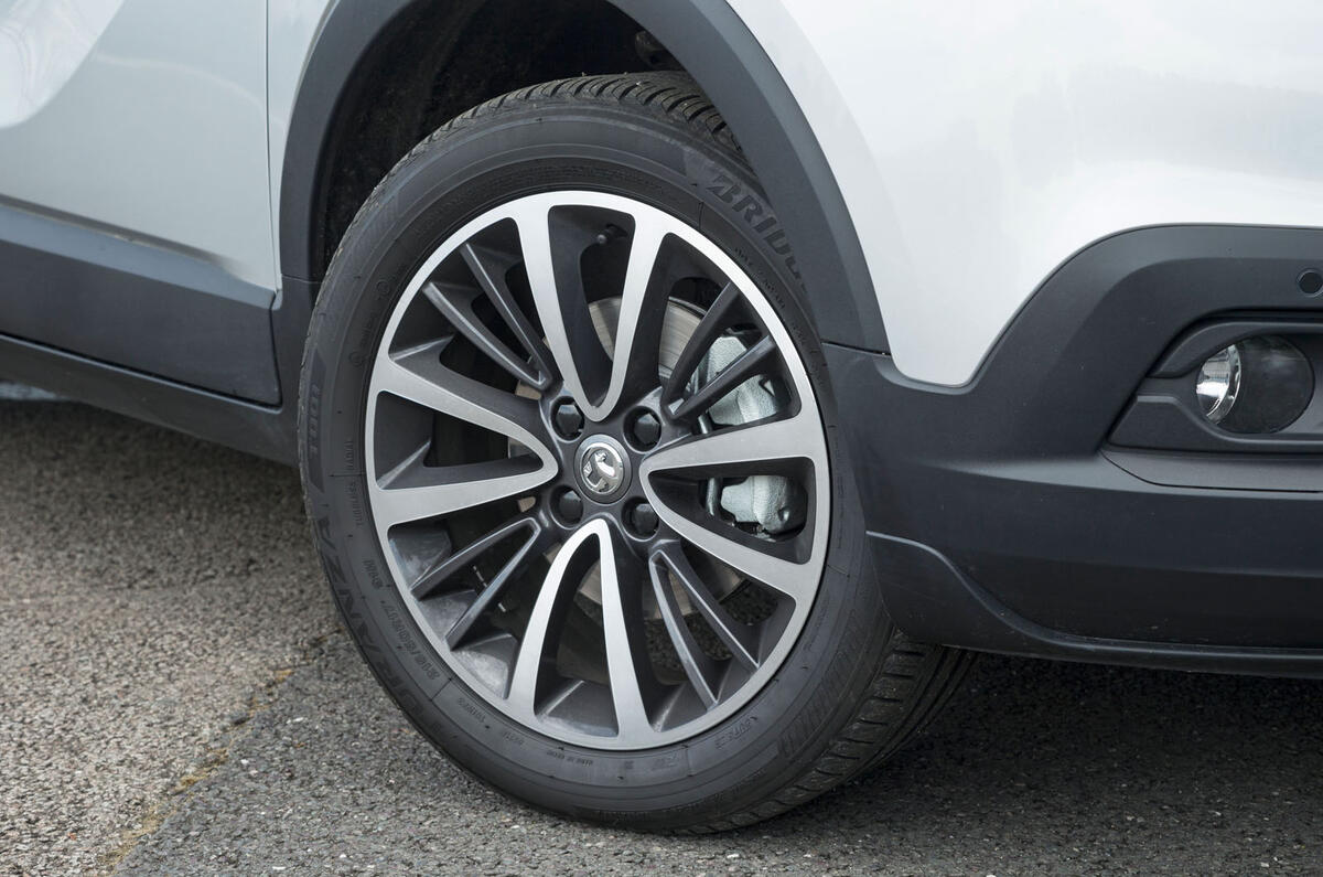 Vauxhall Crossland X alloy wheels