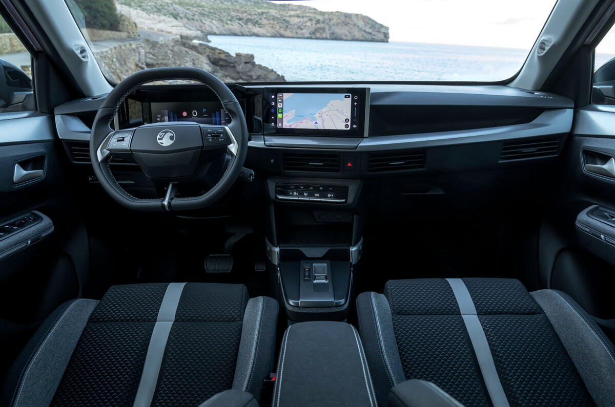 Vauxhall Frontera Electic review 2024 07 dash Vauxhall Frontera Electic review 2024 07 dash