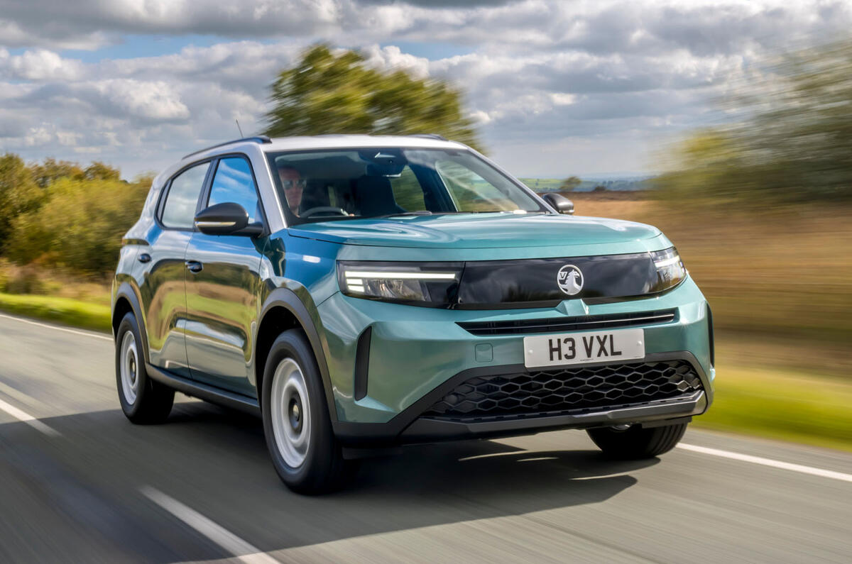 Vauxhall Frontera Hybrid front quarter tracking