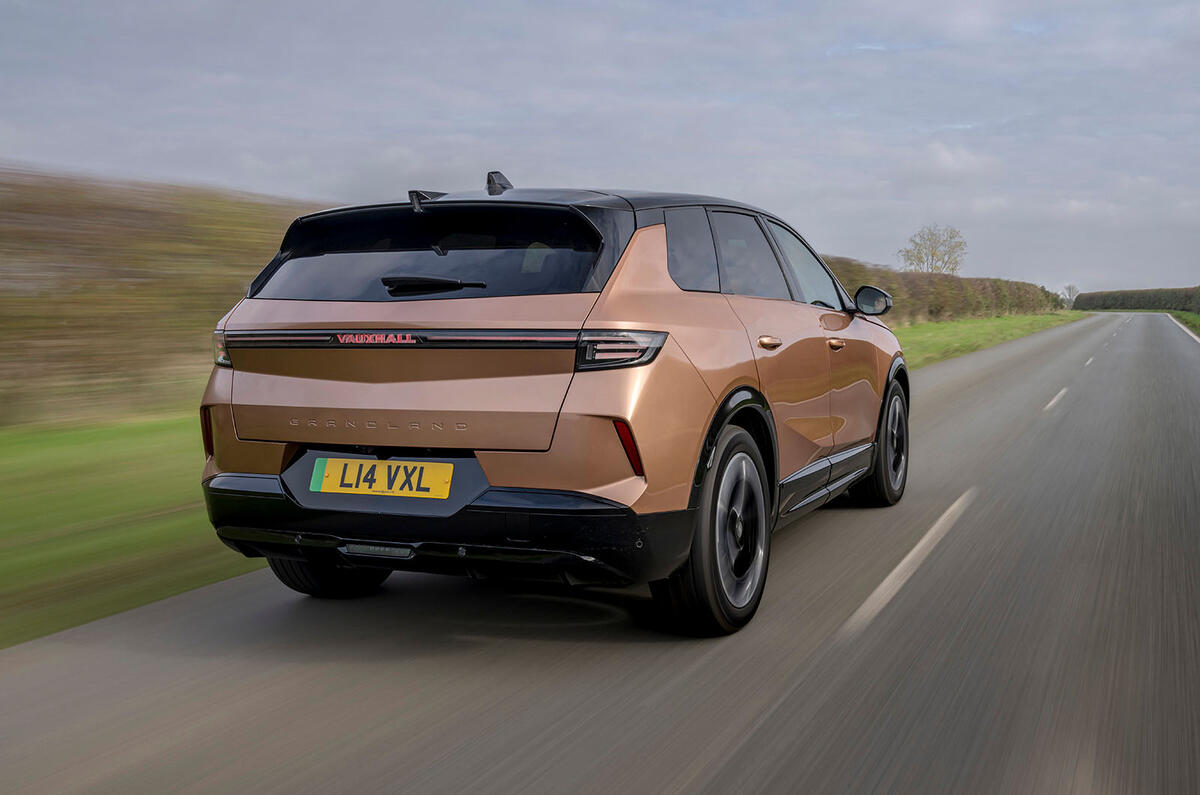 vauxhall grandland ev review 2024 03 vauxhall grandland ev review 2024 03