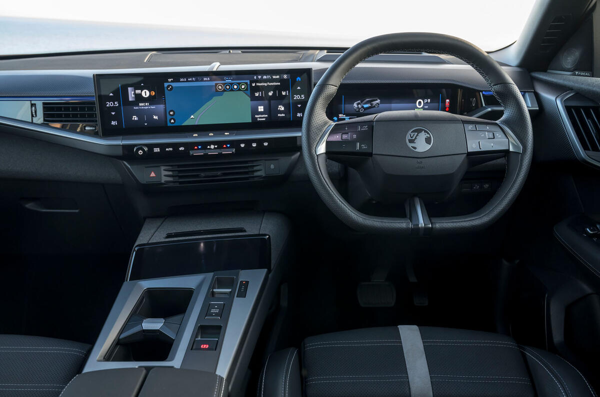 vauxhall grandland ev review 2024 11 vauxhall grandland ev review 2024 11