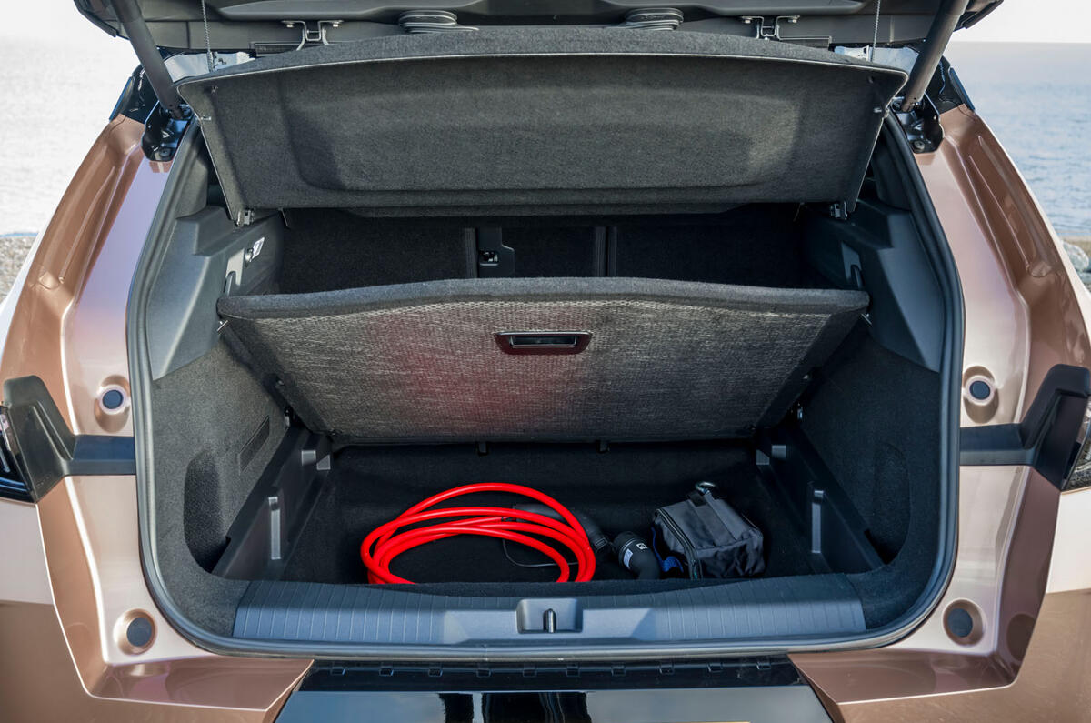 vauxhall grandland ev review 2024 22 vauxhall grandland ev review 2024 22