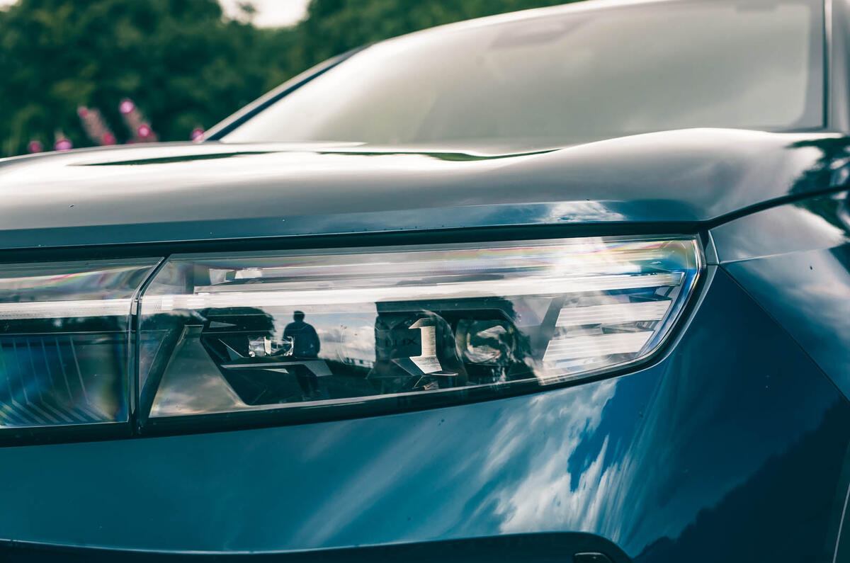 Vauxhall Grandland review 2025 004 lights Vauxhall Grandland review 2025 004 lights