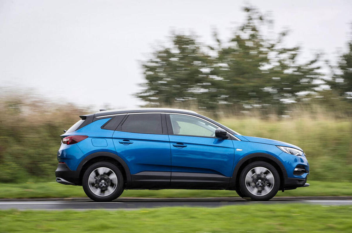 Vauxhall Grandland X side profile