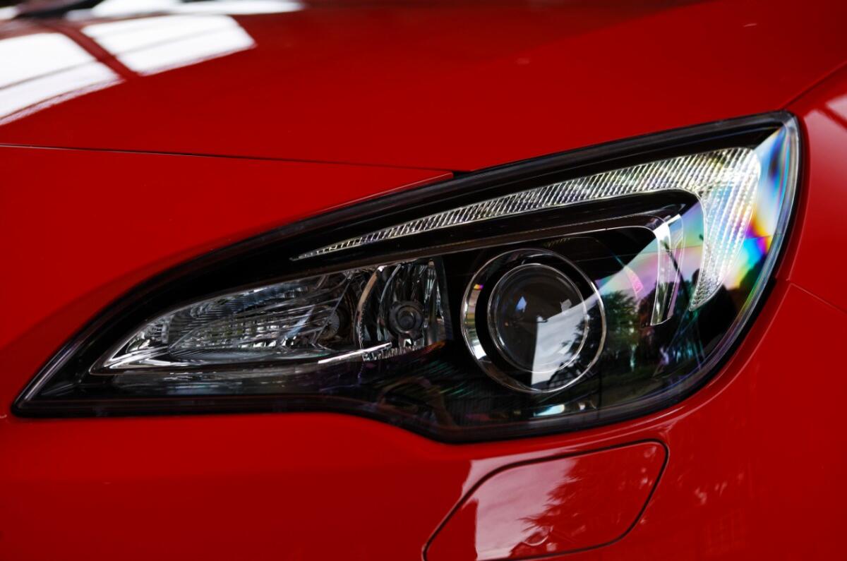 Vauxhall GTC headlights