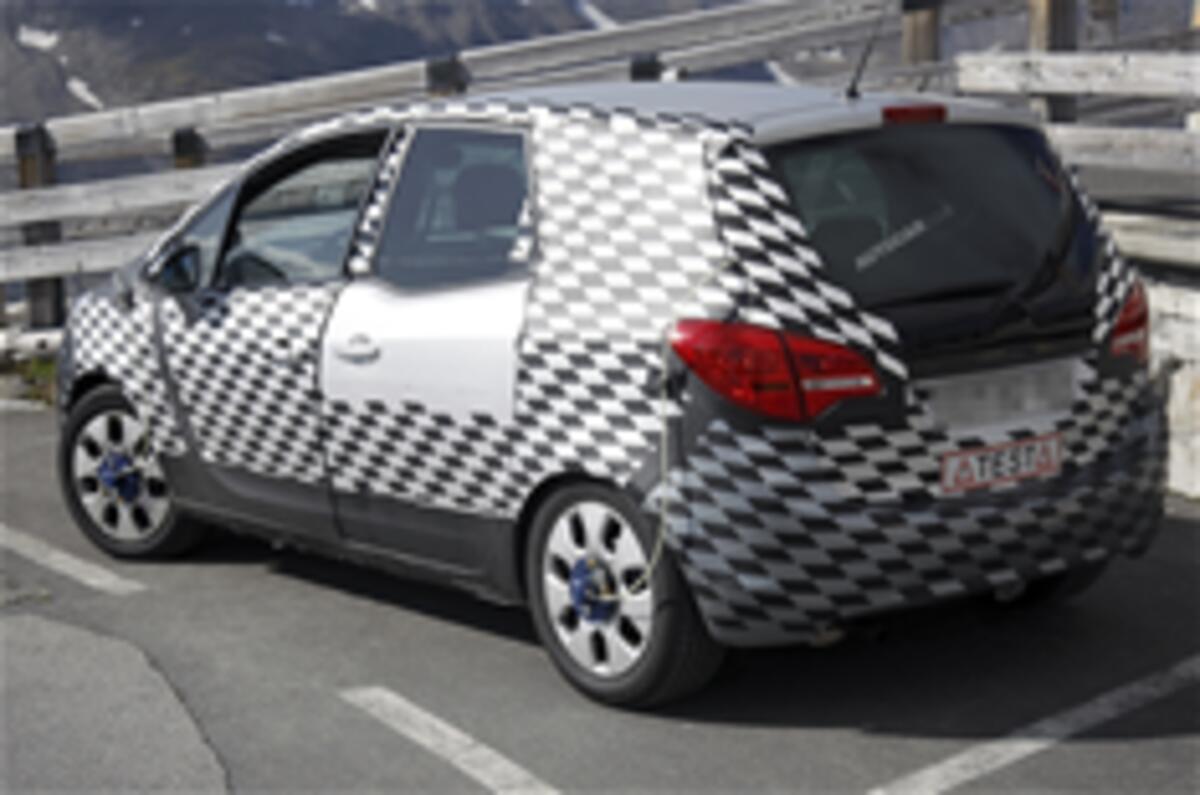New Vauxhall Meriva spied