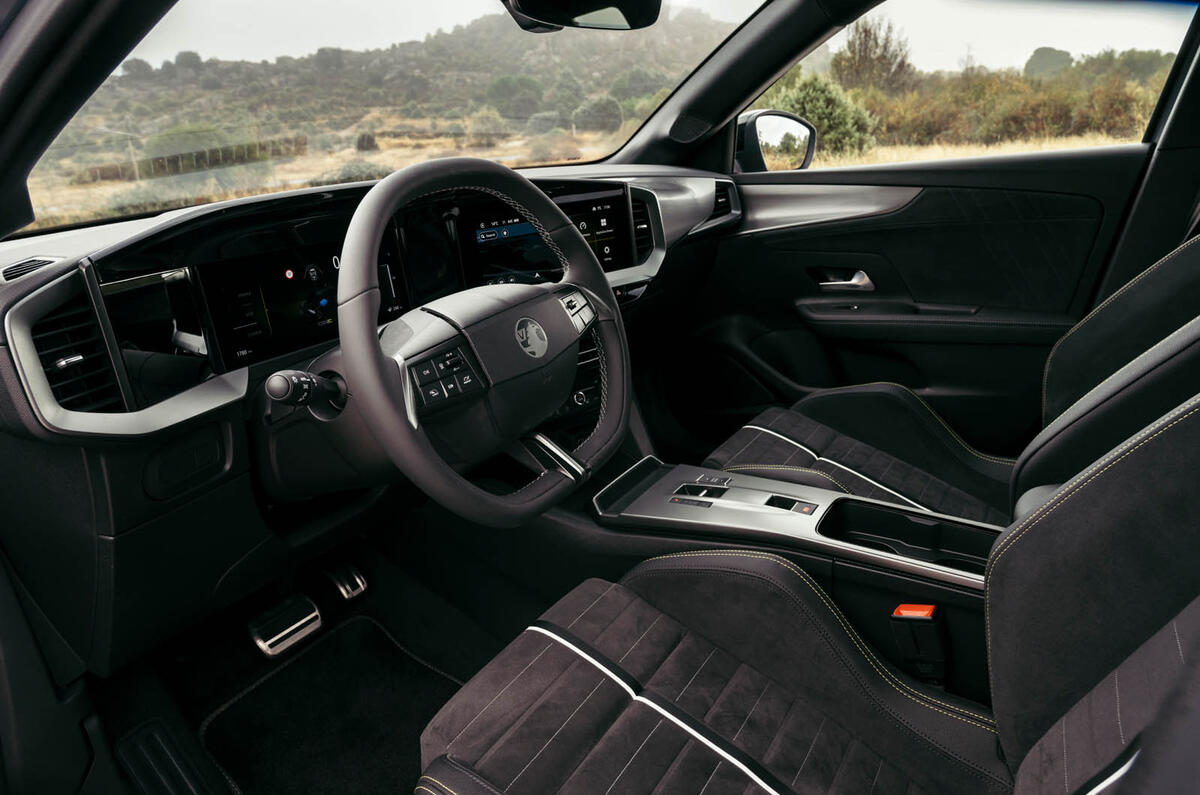 Vauxhall Mokka GSE review 2025 09