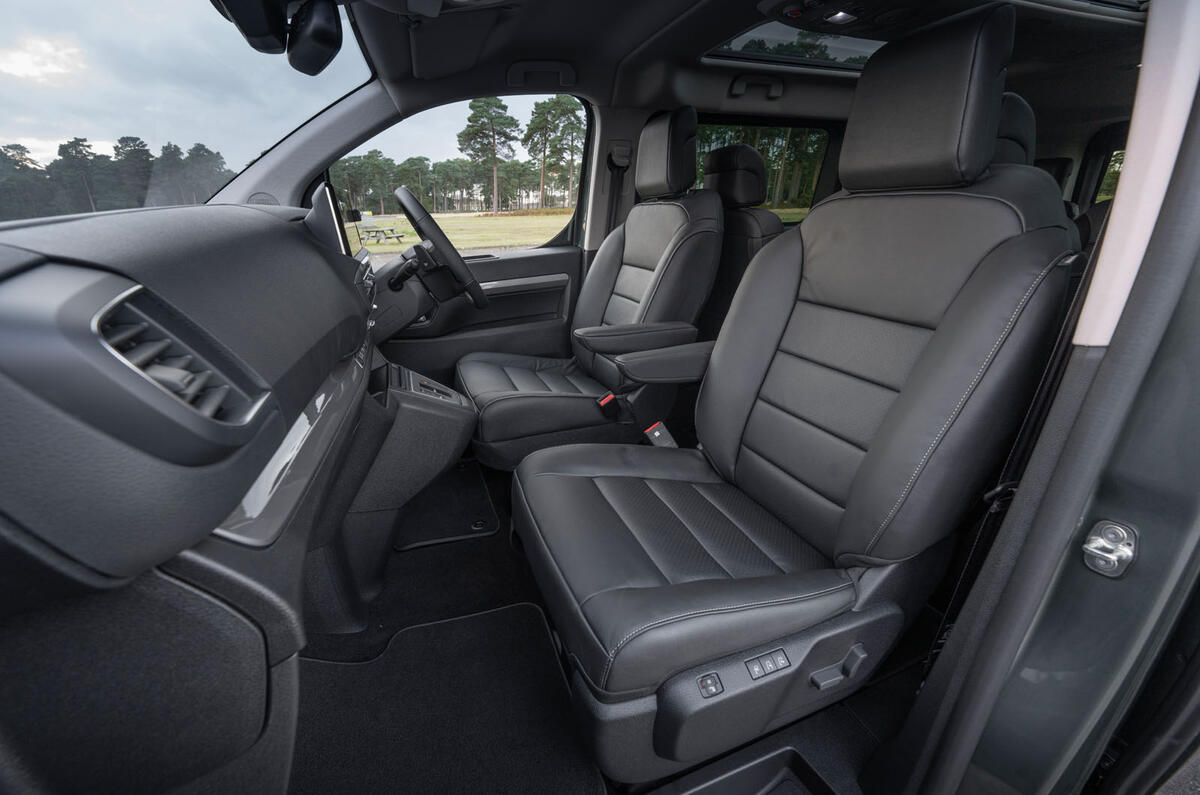 Vauxhall Vivaro Life review 2026 013