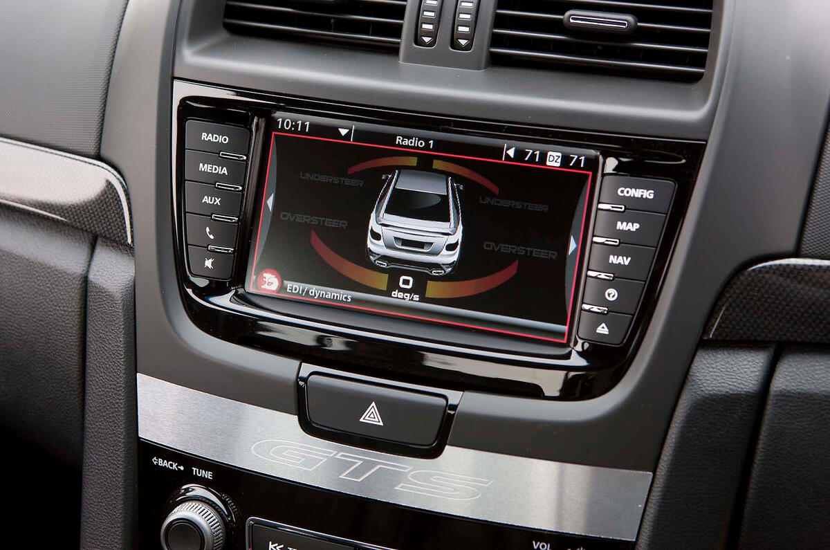 Vauxhall VXR8 infotainment system