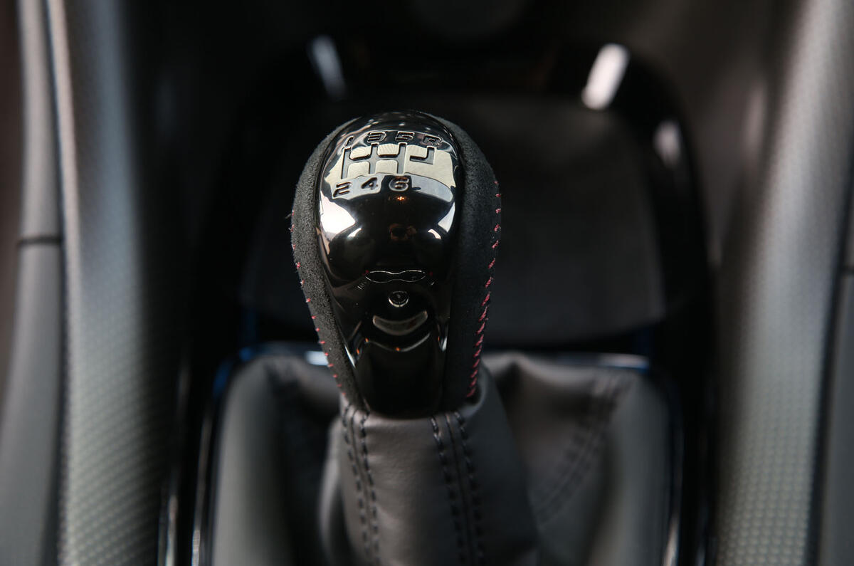 Vauxhall VXR8 GTS-R manual gearbox