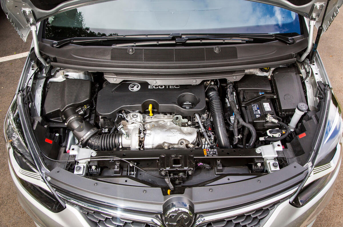 Vauxhall Zafira Tourer Review 2017