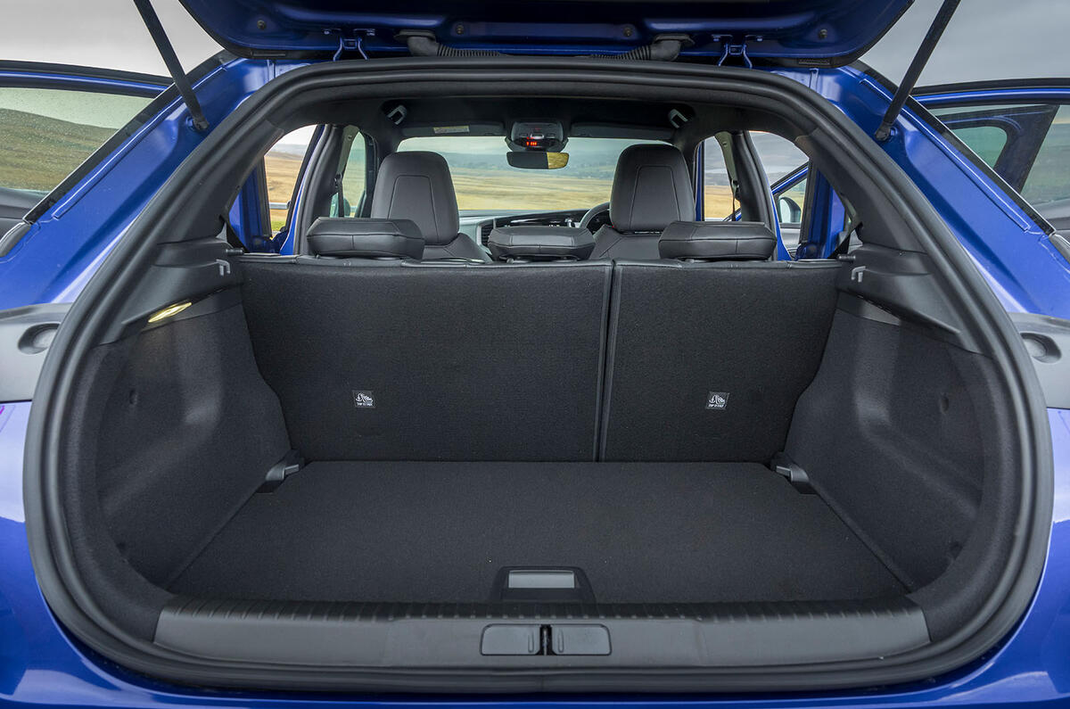 Vauxhall Mokka Electric interior boot seats up Vauxhall Mokka Electric interior boot seats up