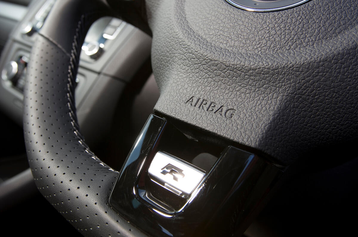 Volkswagen R badging