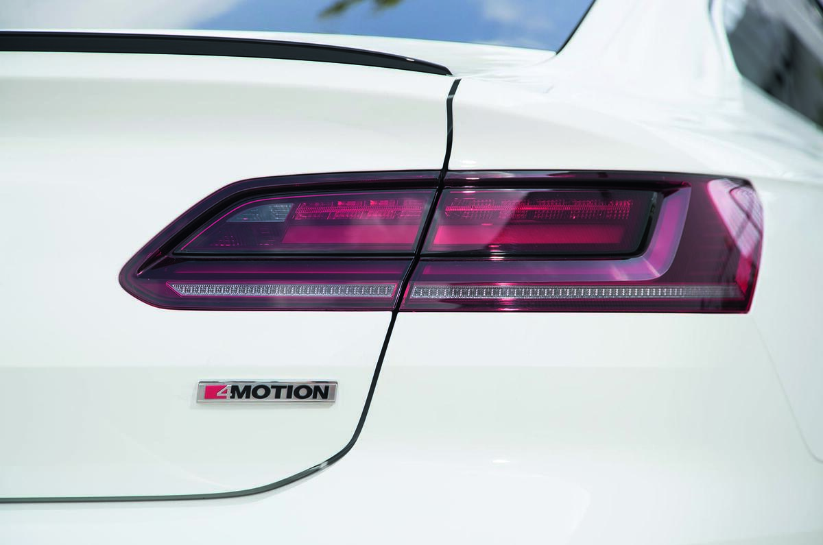 Volkswagen Arteon rear light