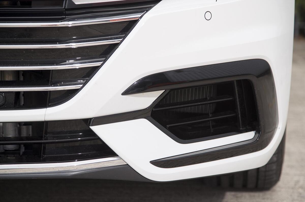 Volkswagen Arteon air intake