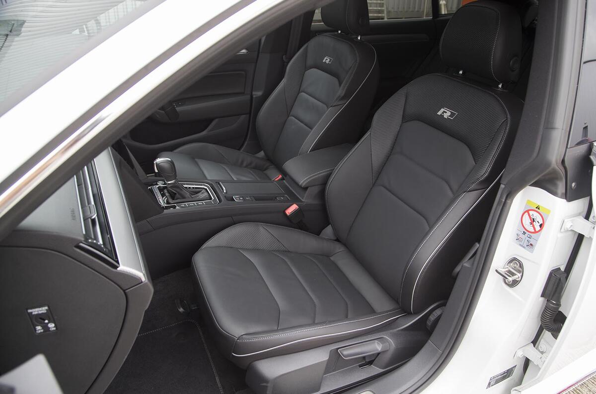 Volkswagen Arteon front seats