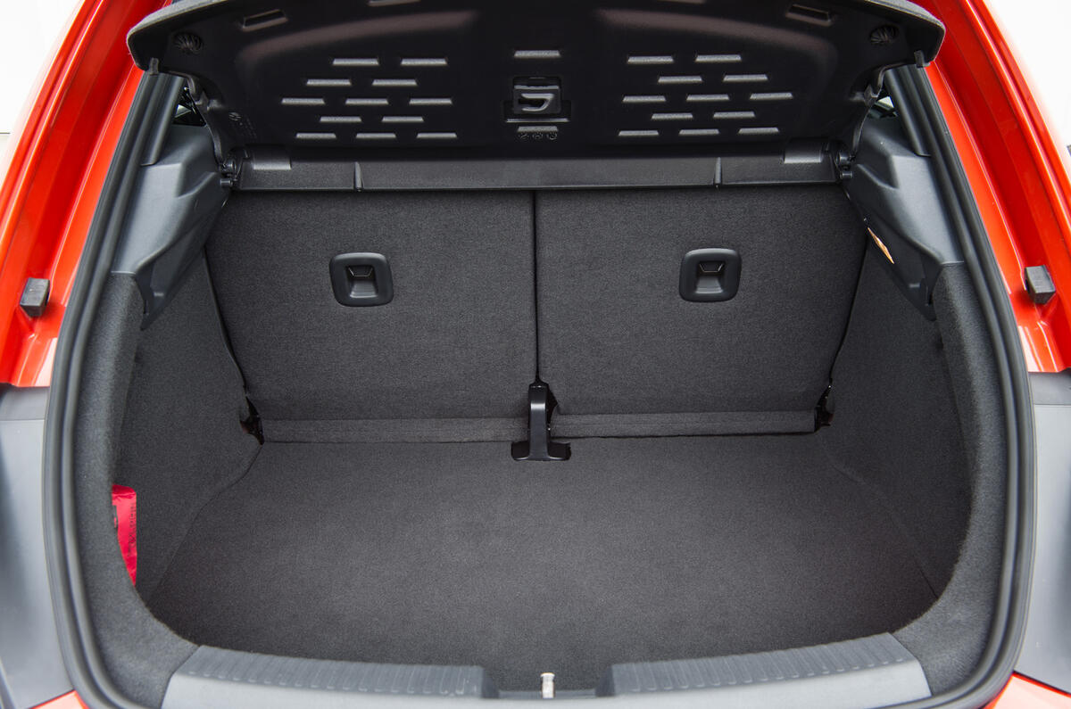 Volkswagen Beetle boot space