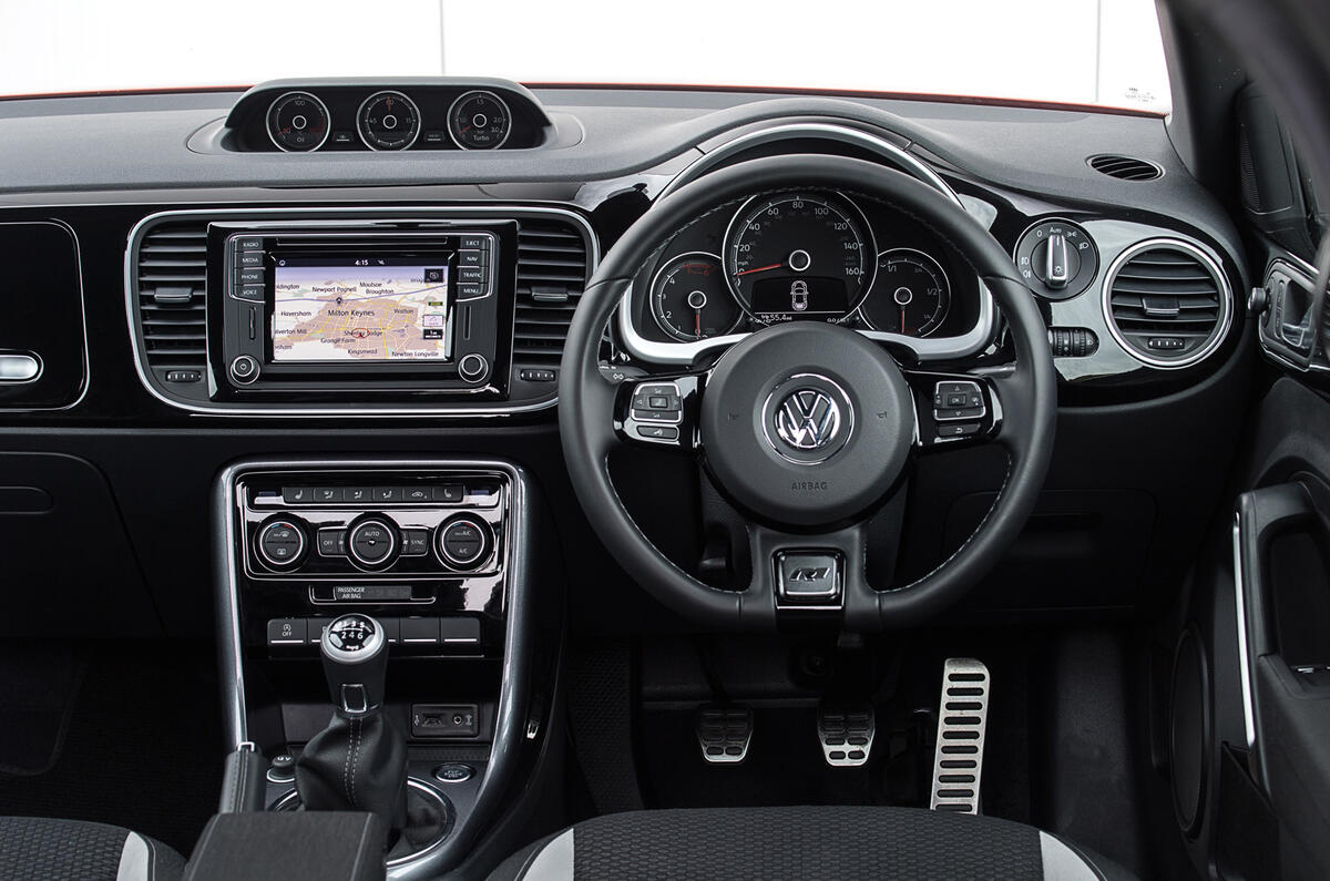 Volkswagen Beetle dashboard