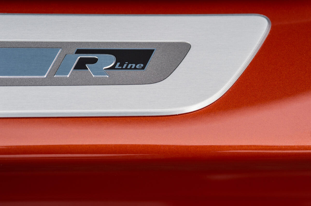 Volkswagen Beetle R-Line decals