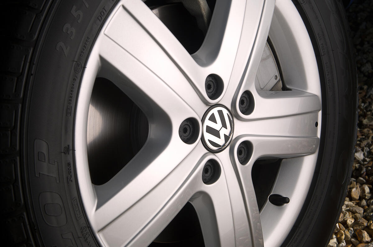 15in Volkswagen Caravelle alloy wheels