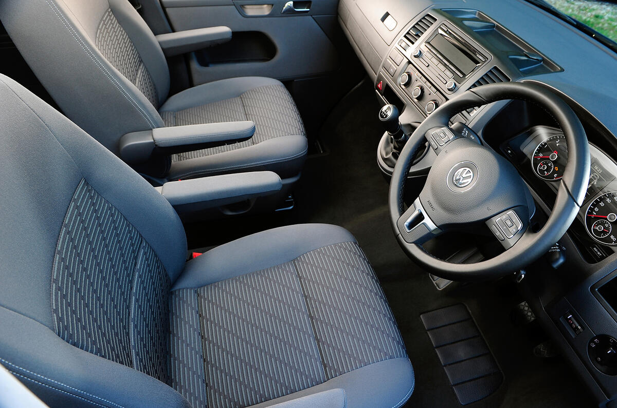 Volkswagen Caravelle interior