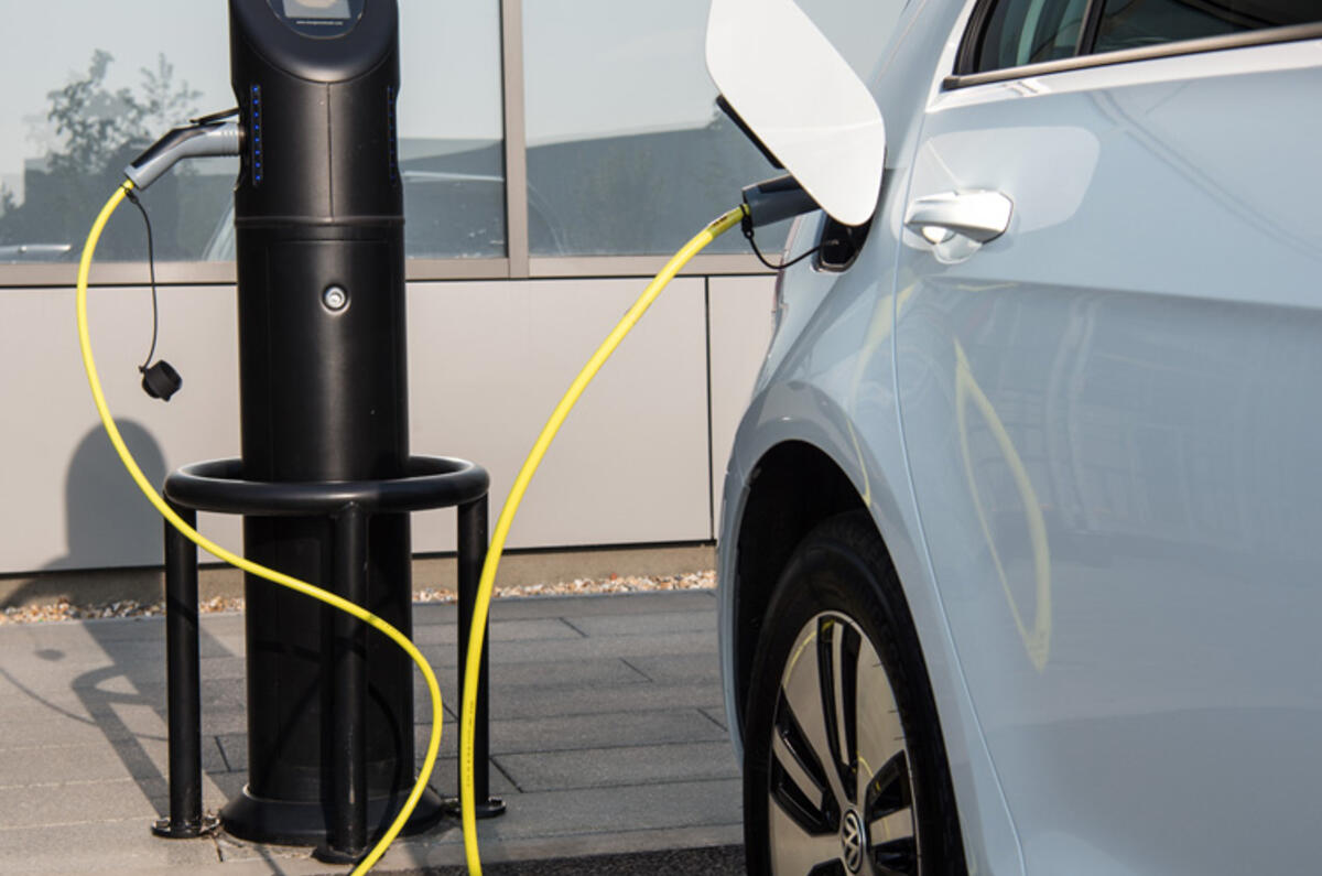 Volkswagen e-Golf charging port
