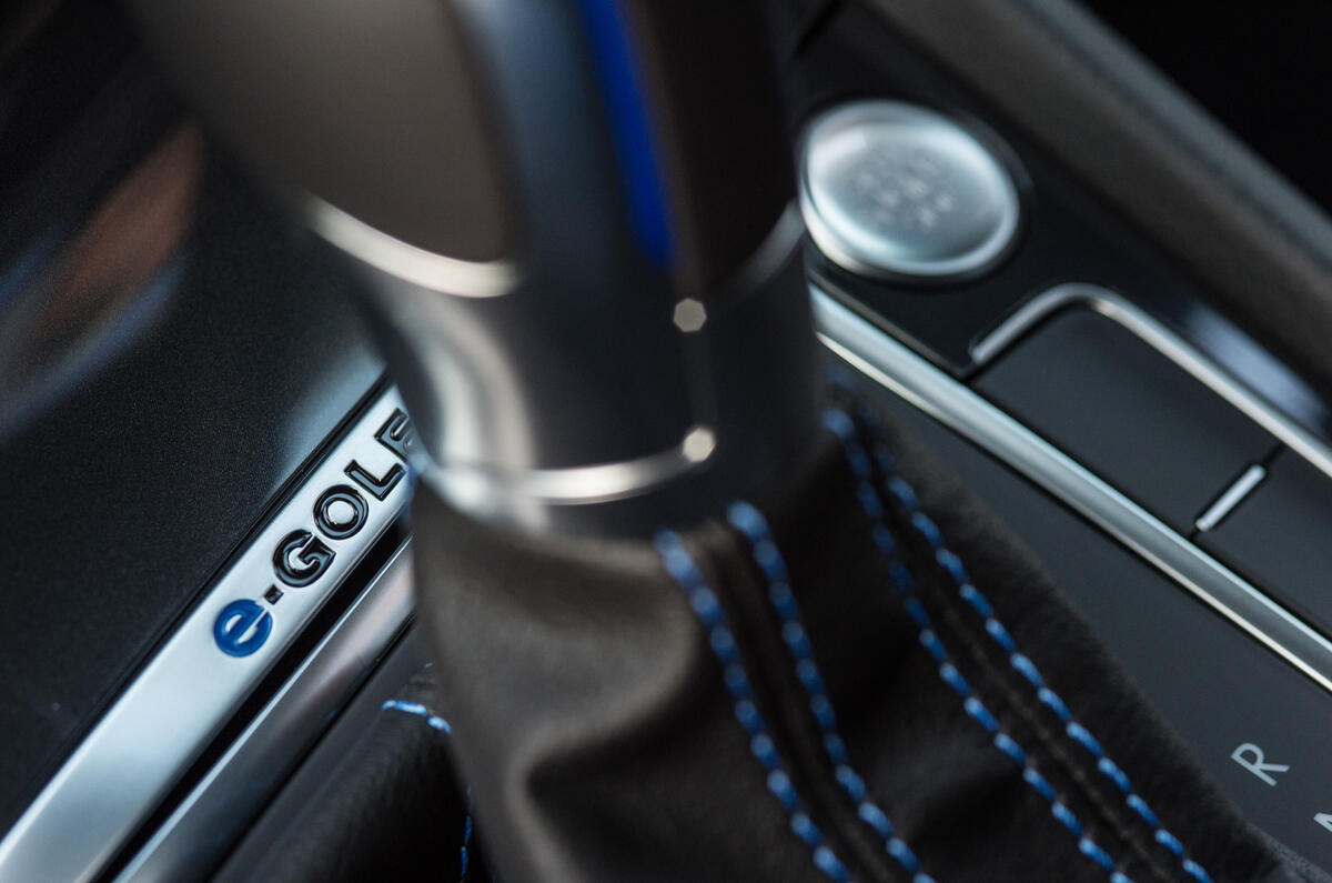 Volkswagen e-Golf interior badging