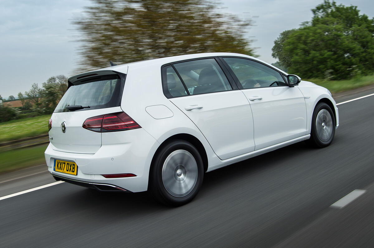 Volkswagen e-Golf rear