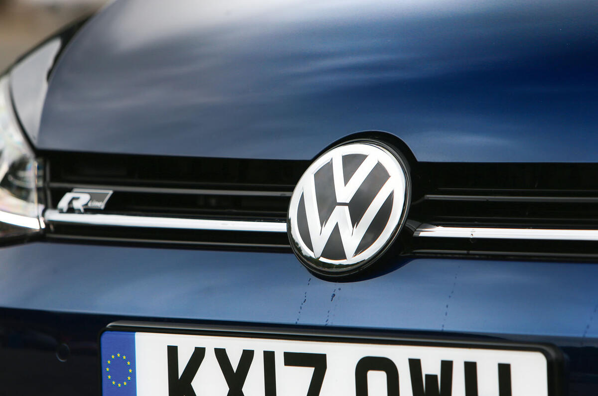 Volkswagen Golf bonnet badging