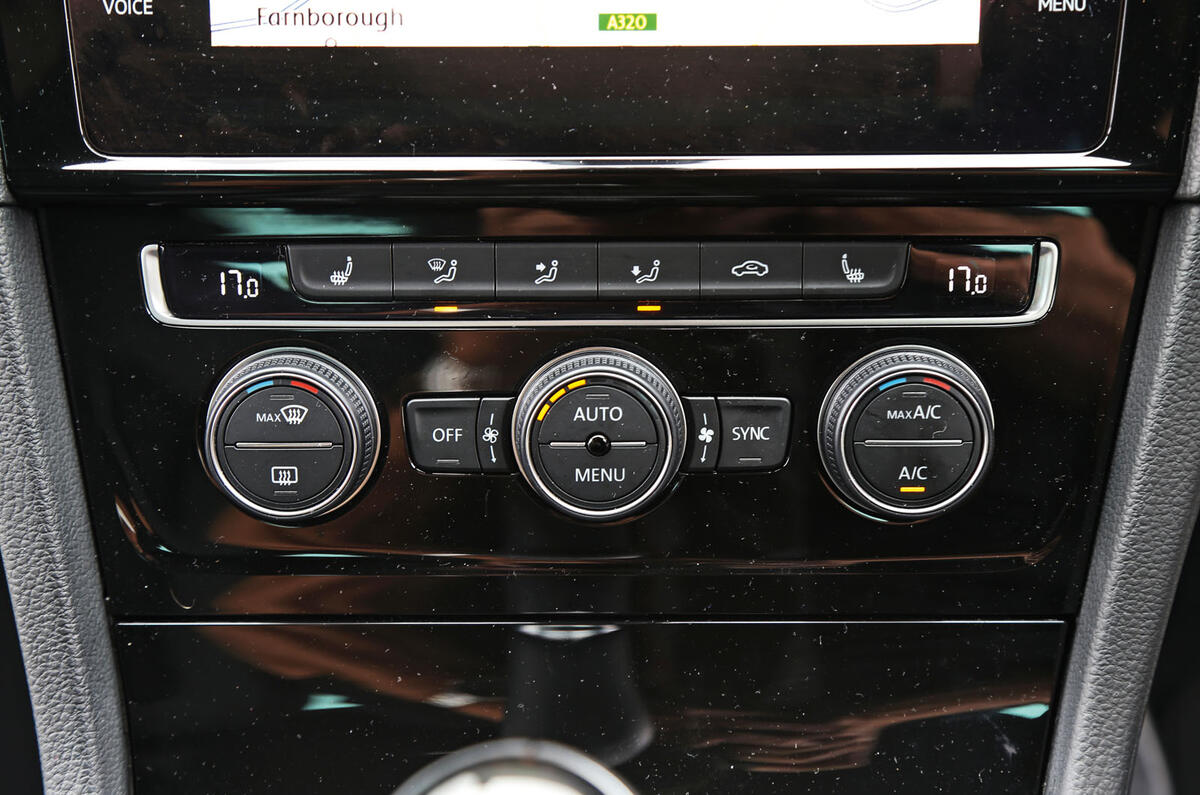 Volkswagen Golf climate controls