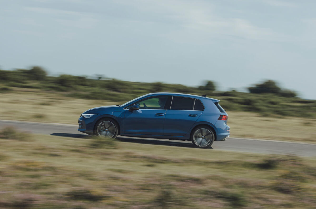Volkswagen Golf eHybrid 2024 review pan 77 Volkswagen Golf eHybrid 2024 review pan 77