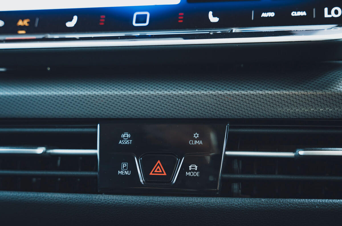 Volkswagen Golf eHybrid 2024 review shortcut buttons 30 Volkswagen Golf eHybrid 2024 review shortcut buttons 30