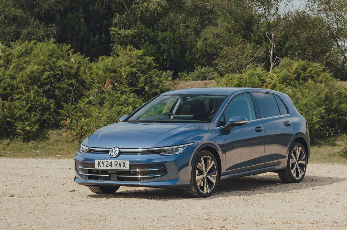 Volkswagen Golf eHybrid front static 2 Volkswagen Golf eHybrid front static 2