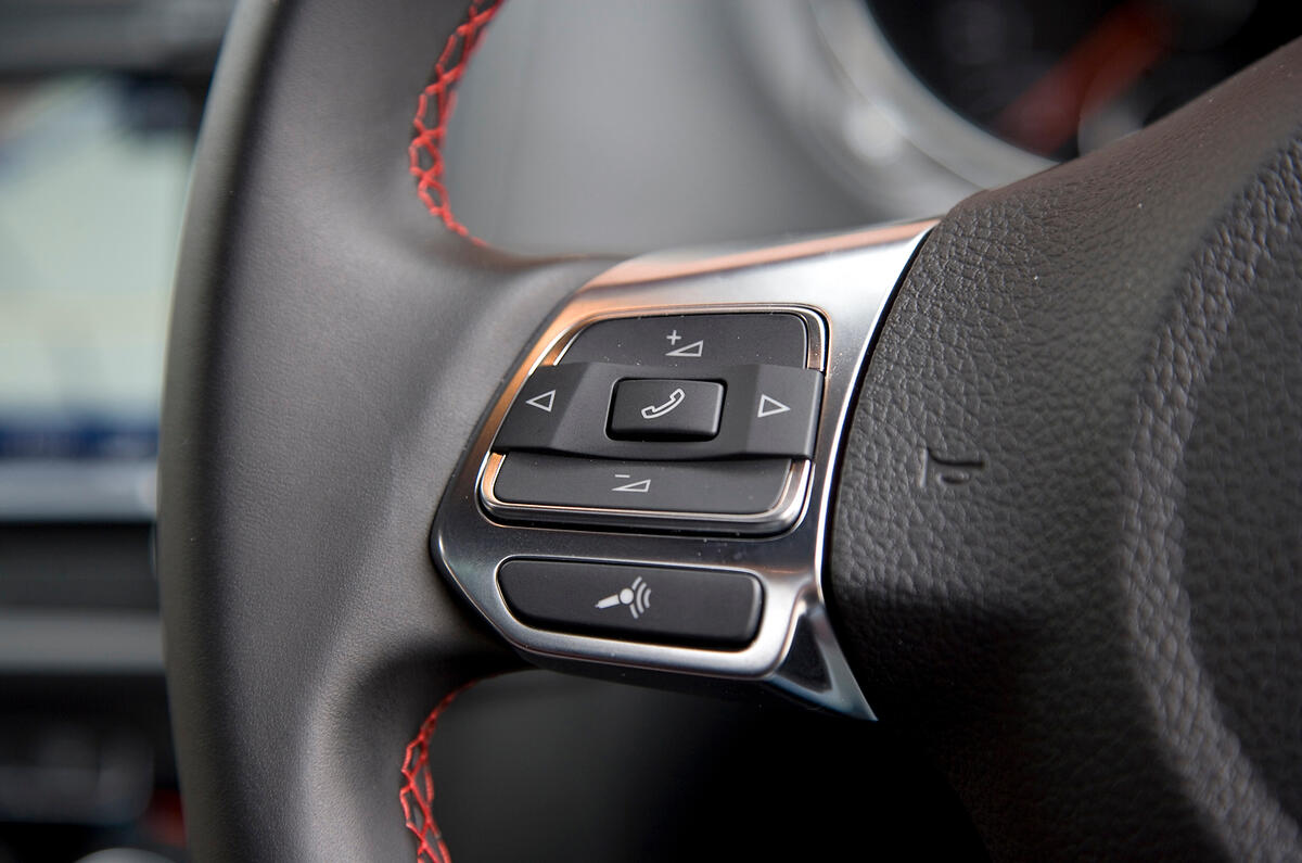 Multi-function steering wheel could do with a narrower rim Golf GTI steering wheel buttons