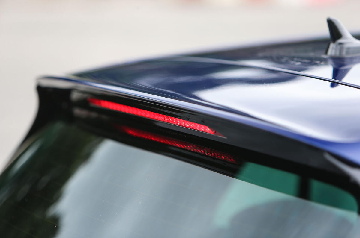 Volkswagen Golf third brake light