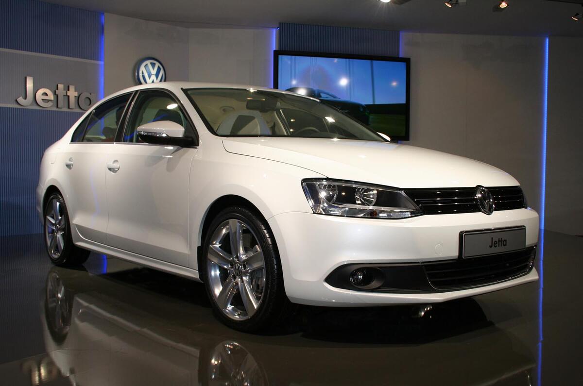 VW plans Jetta R