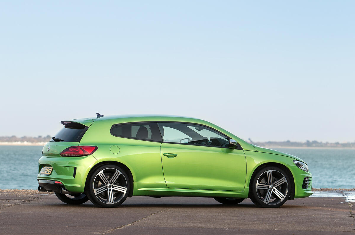 volkswagen scirocco r rear quarter