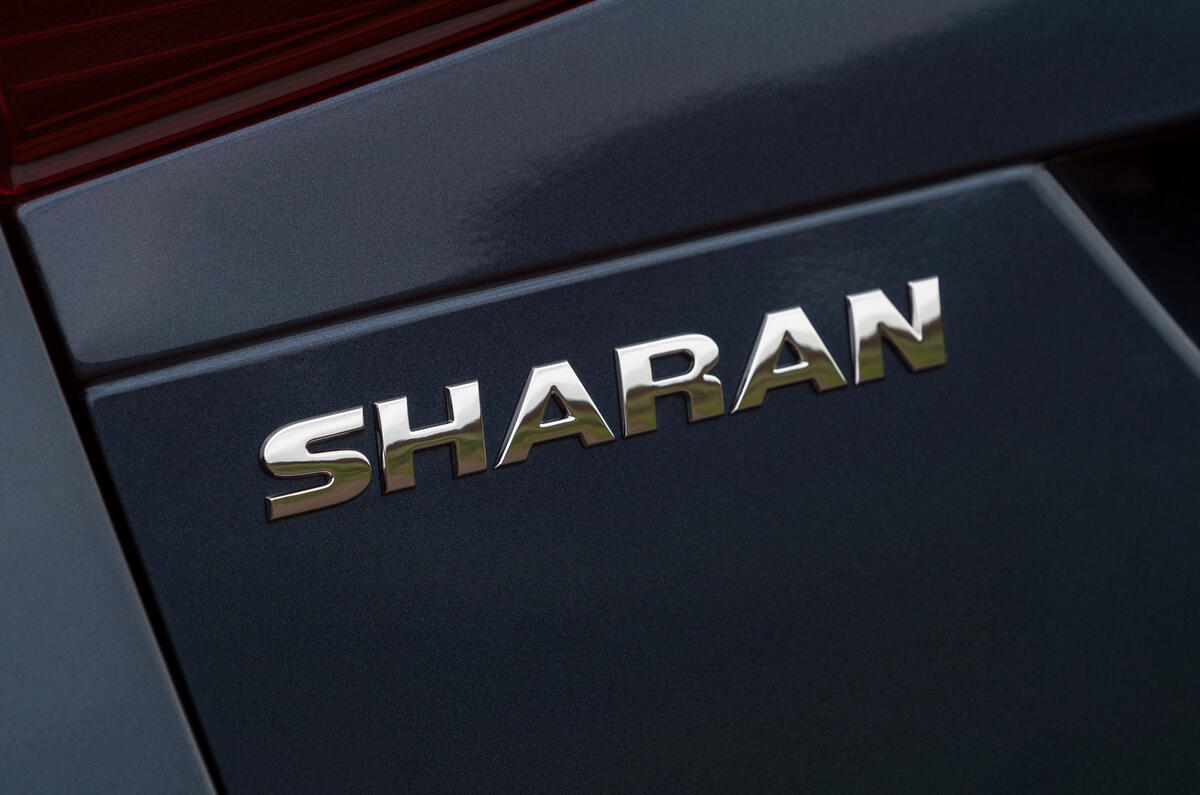 Volkswagen Sharan badging